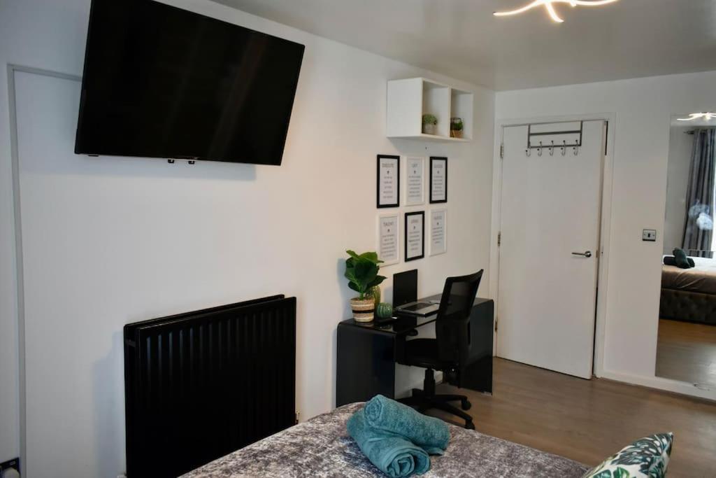 Tottenham Hotspurs Stays At The Gascoigne Suite ลอนดอน ภายนอก รูปภาพ
